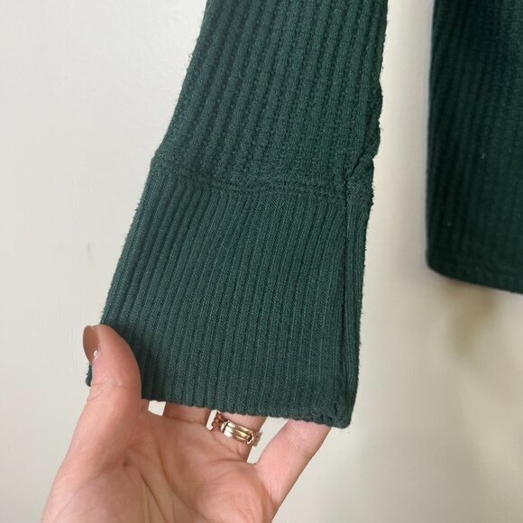 Abercrombie & Fitch BUNDLE of TWO Waffle Knit Shirts - Button Front & Crewneck - Picture 4 of 14